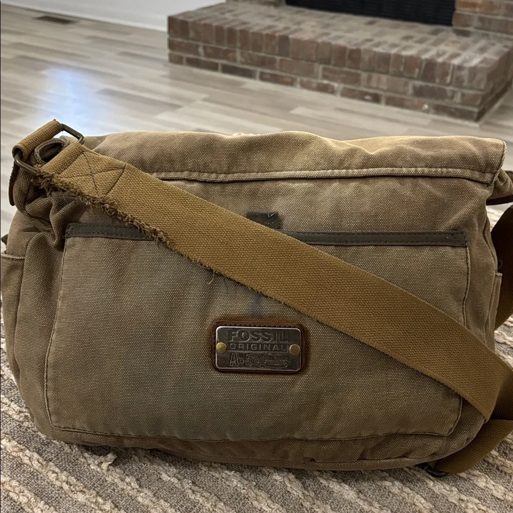 Fossil Original A-54 Messenger Commuter Bag Brown Canvas‎ Shoulder Crossbody
